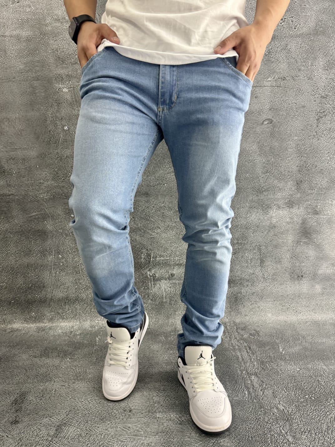 a06be425-a275-4131-97fc-7225227d1728 Pant clasico Celeste - Imagen 1